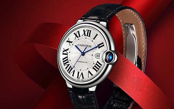 如何正确调整卡地亚手表的时间？